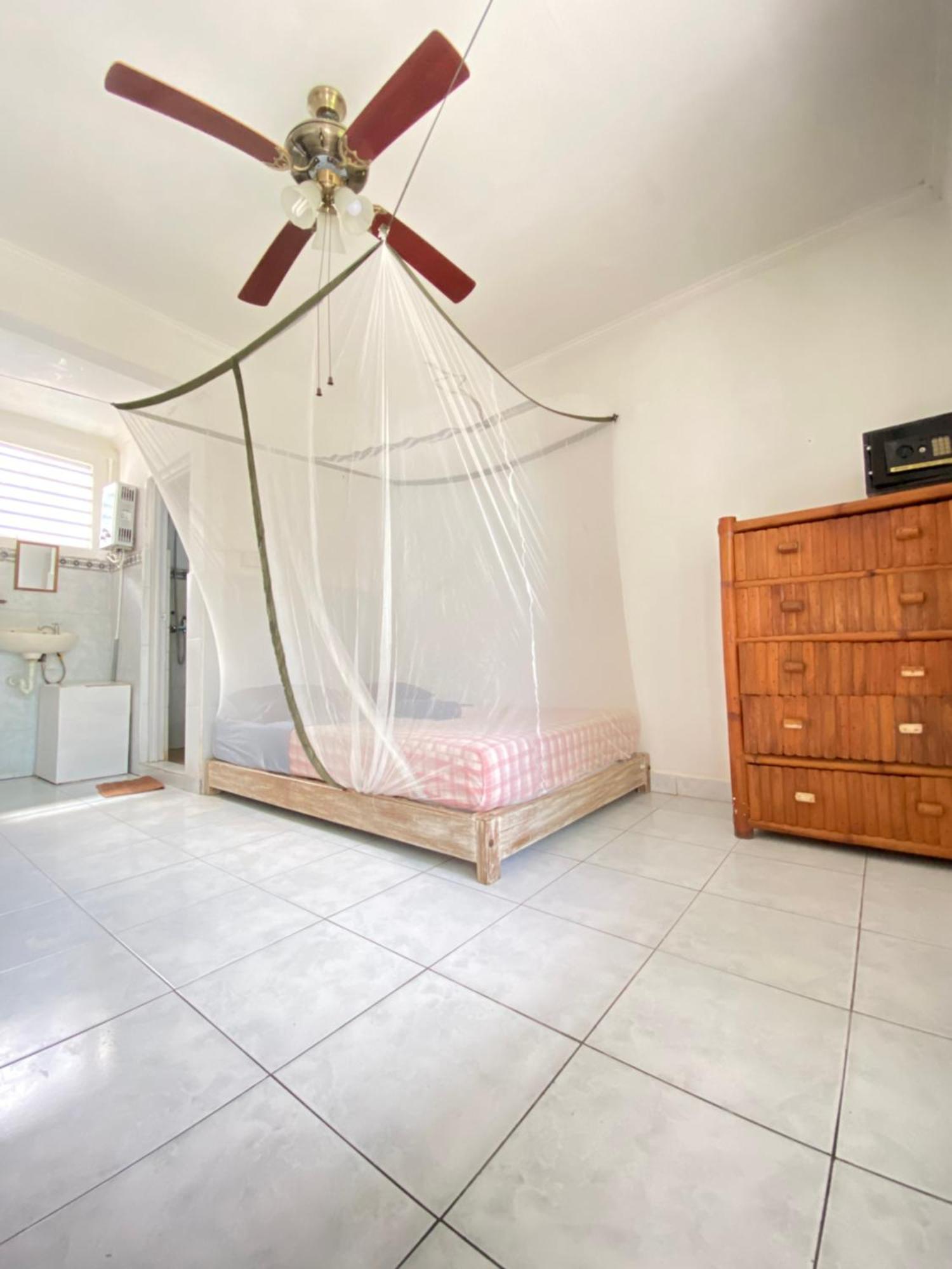 Kris Kos Hotel Canggu  Luaran gambar